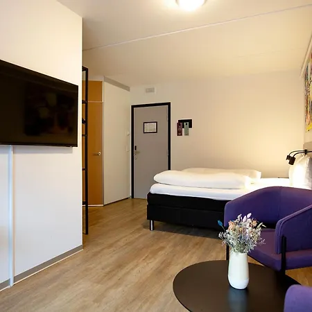 מלון Cabinn Plus Esbjerg אסביירג
