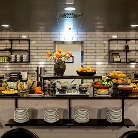 فندق Cabinn Plus Esbjerg 3*